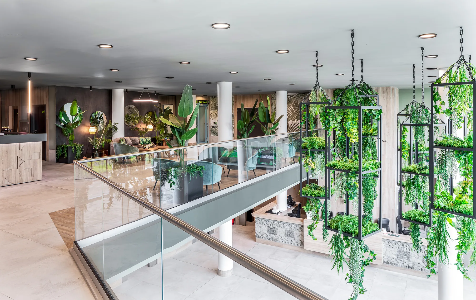 Amenajare interioara comerciala — AMAZONIA AQUAPARK, stil biophilic contemporan, Timisoara. Imagine 3 din 12