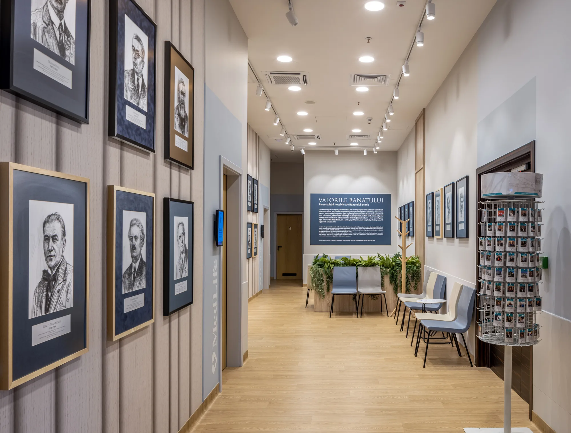 Amenajare interioara comerciala — CLINICA MEDICIS IULIUS MALL, stil contemporan, Timisoara. Imagine 3 din 3
