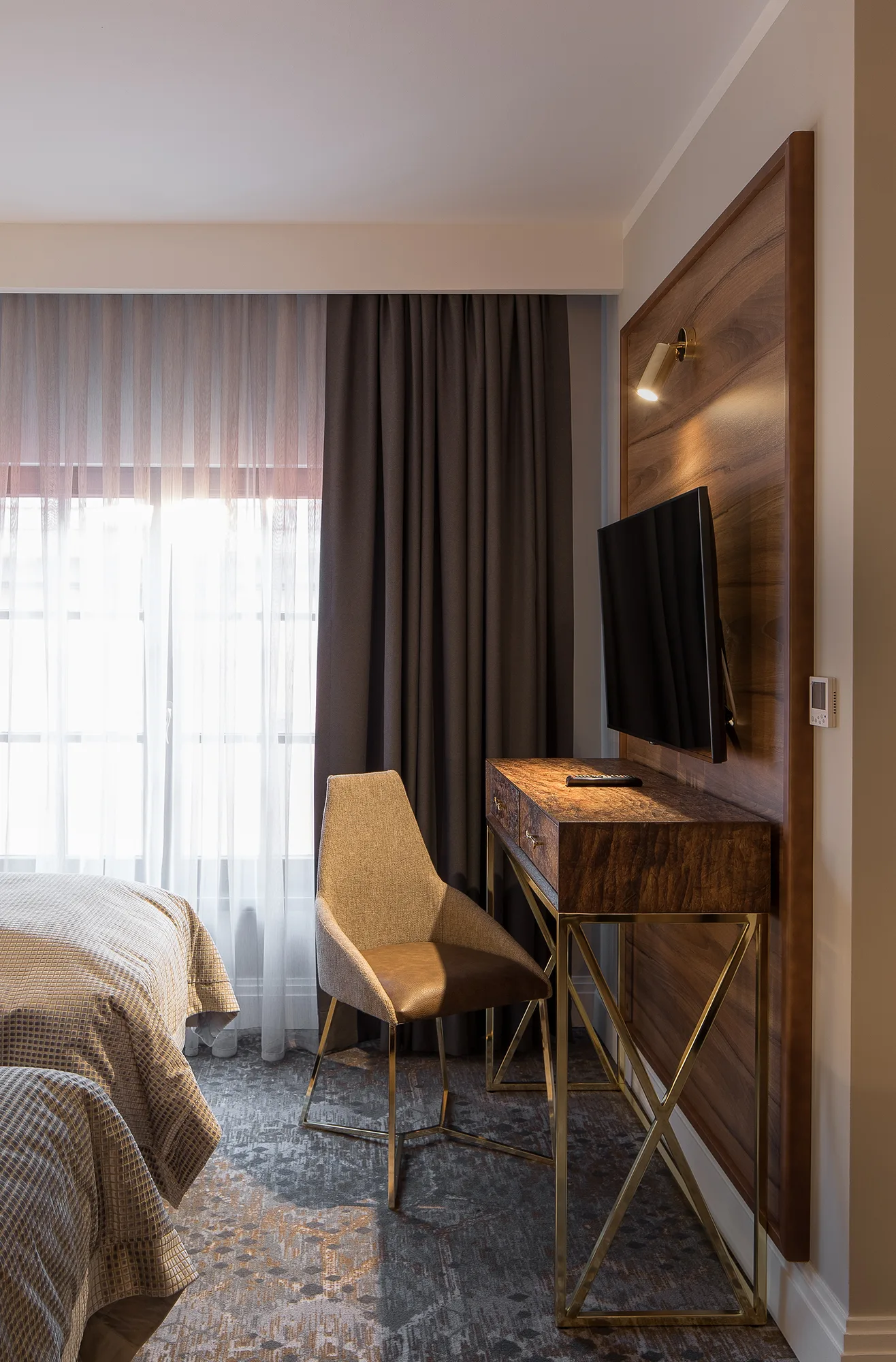 Amenajare interioara comerciala — DONNA ANA BOUTIQUE HOTEL, stil contemporan cu accente glam, Timisoara. Imagine 12 din 18