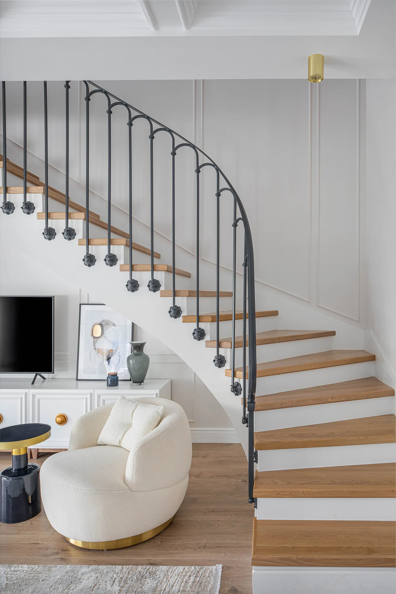 Amenajare interioara rezidentiala — Vila contemporana cozy, stil contemporan, Timisoara. Imagine 4 din 11