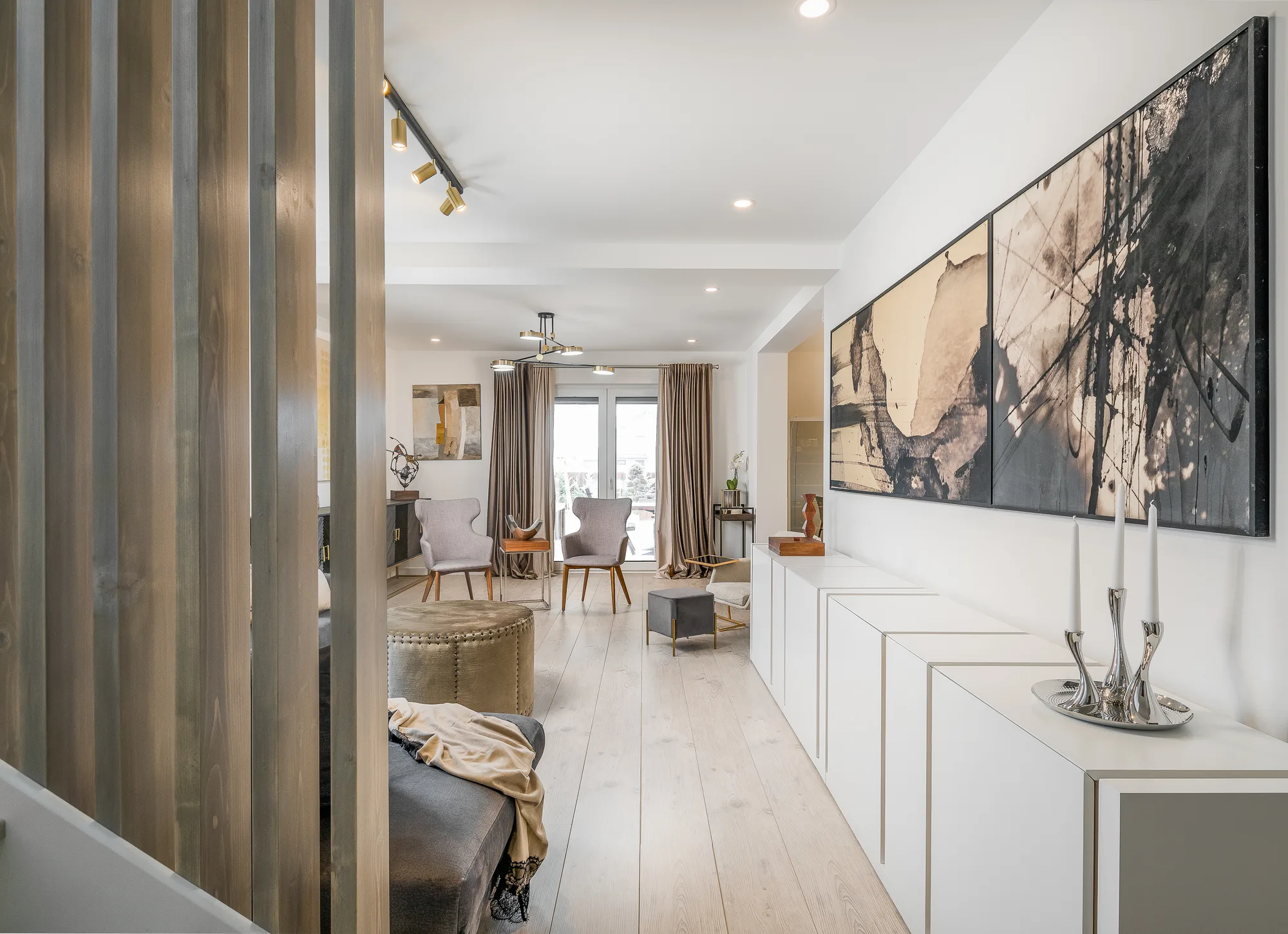 Amenajare interioara rezidentiala — VILA MODERNA MINIMALISTA, stil minimalist, Timisoara. Imagine 4 din 9