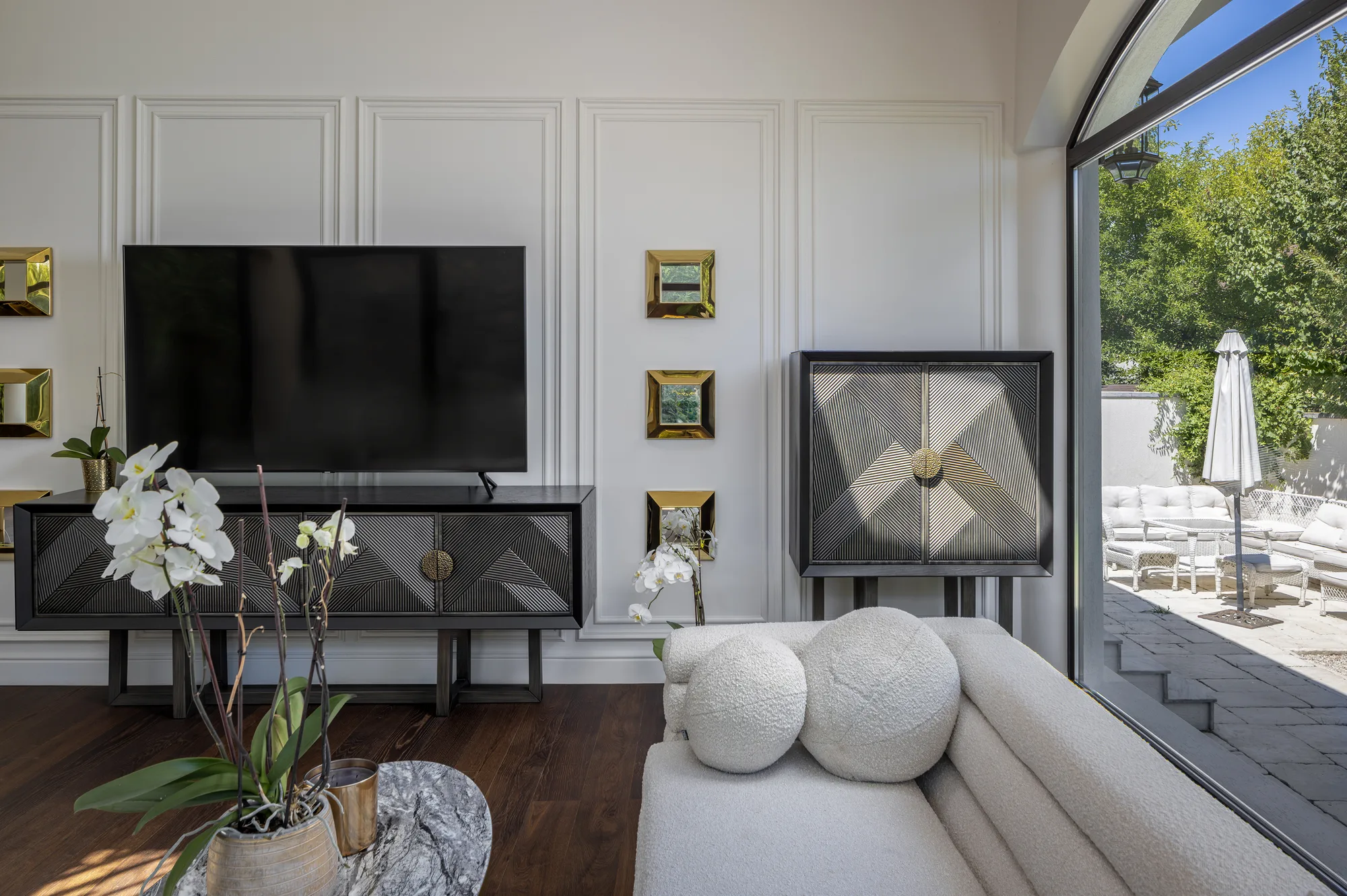 Amenajare interioara rezidentiala — VILA GLAM CONTEMPORAN, stil contemporan, Timisoara. Imagine 2 din 6