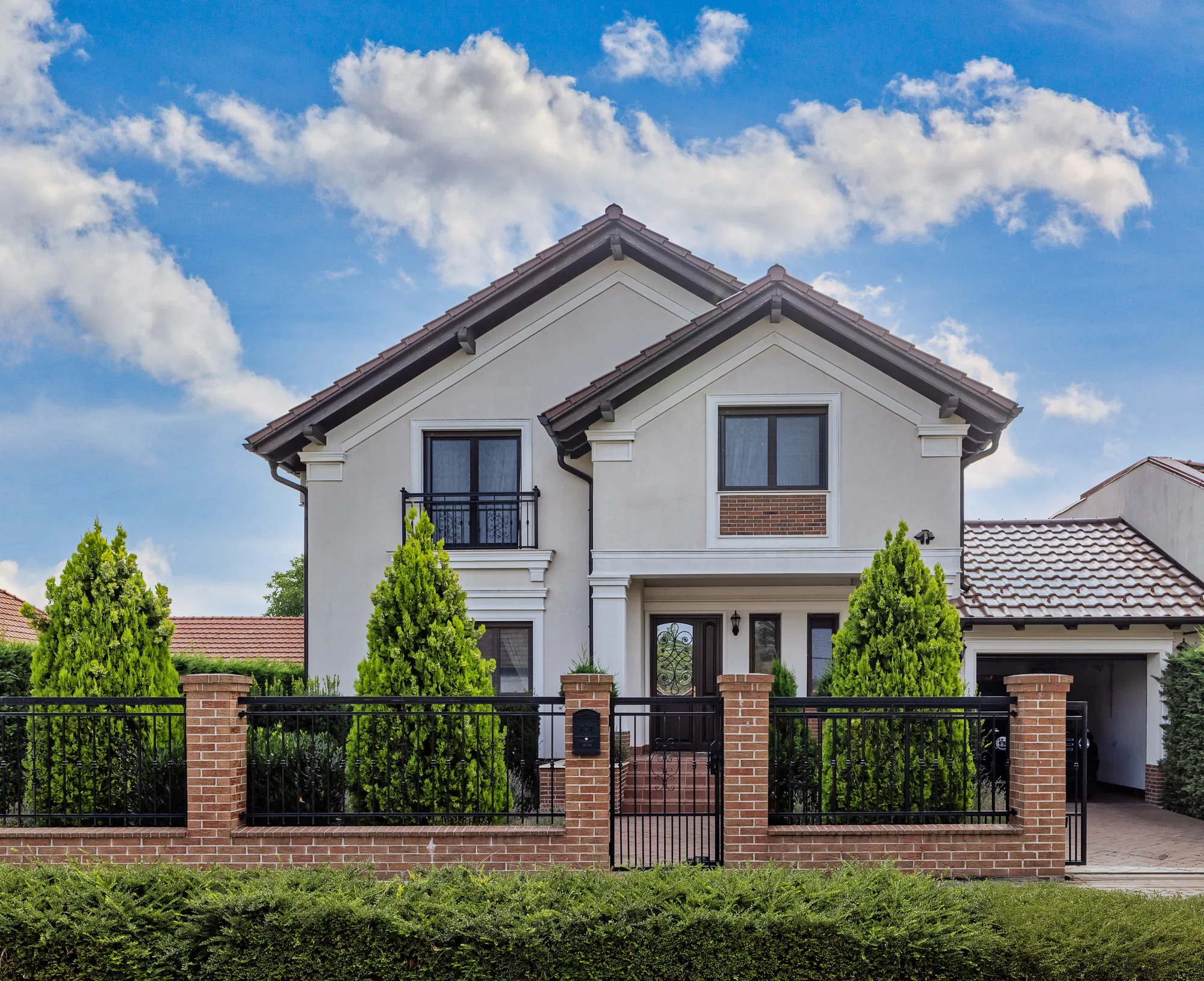Amenajare exterioara — GRADINA URBANA DISCRETA, stil italian, Timisoara. Imagine 4 din 9