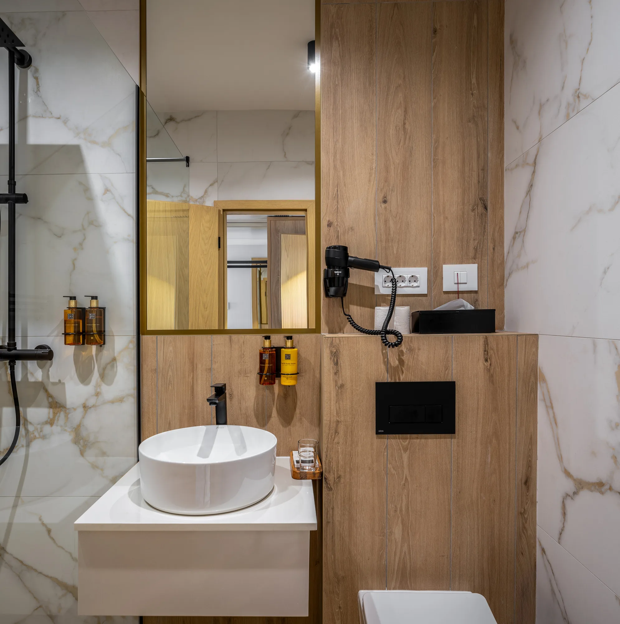 Amenajare interioara comerciala — HOTEL BRANCO, stil contemporan, Timisoara. Imagine 18 din 26