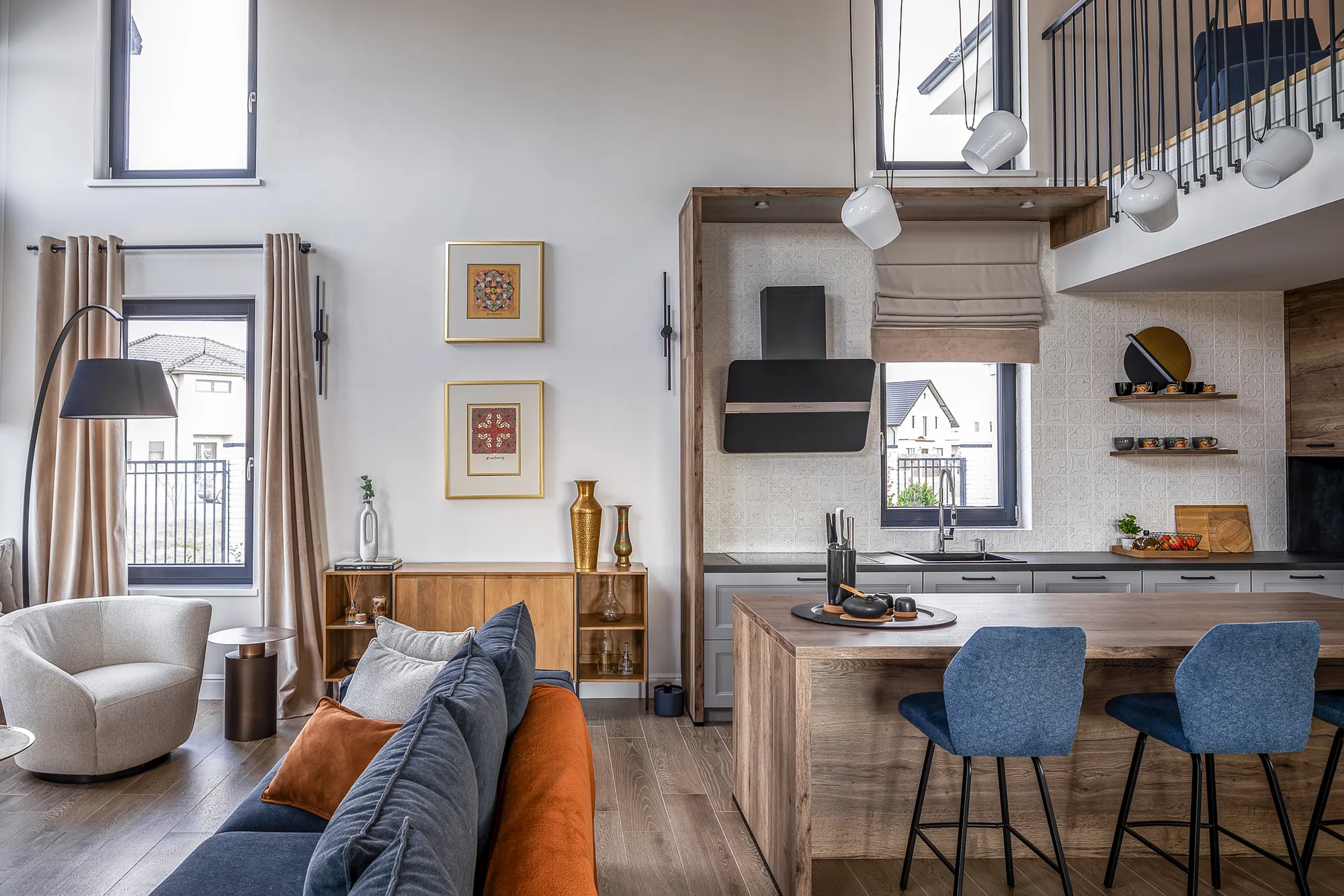 Amenajare interioara rezidentiala — VILA MODERNA CU INFLUENTE SCANDINAVE, stil modern, Timisoara. Imagine 2 din 15