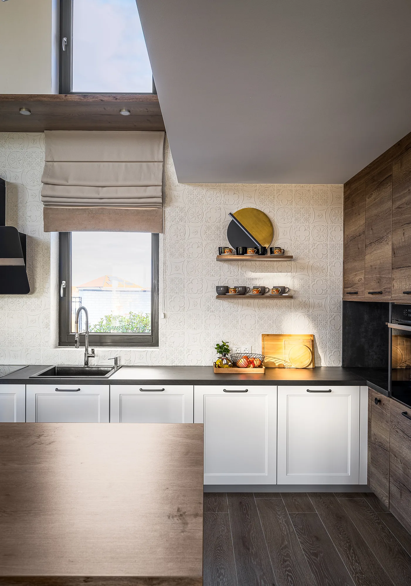 Amenajare interioara rezidentiala — VILA MODERNA CU INFLUENTE SCANDINAVE, stil modern, Timisoara. Imagine 13 din 15