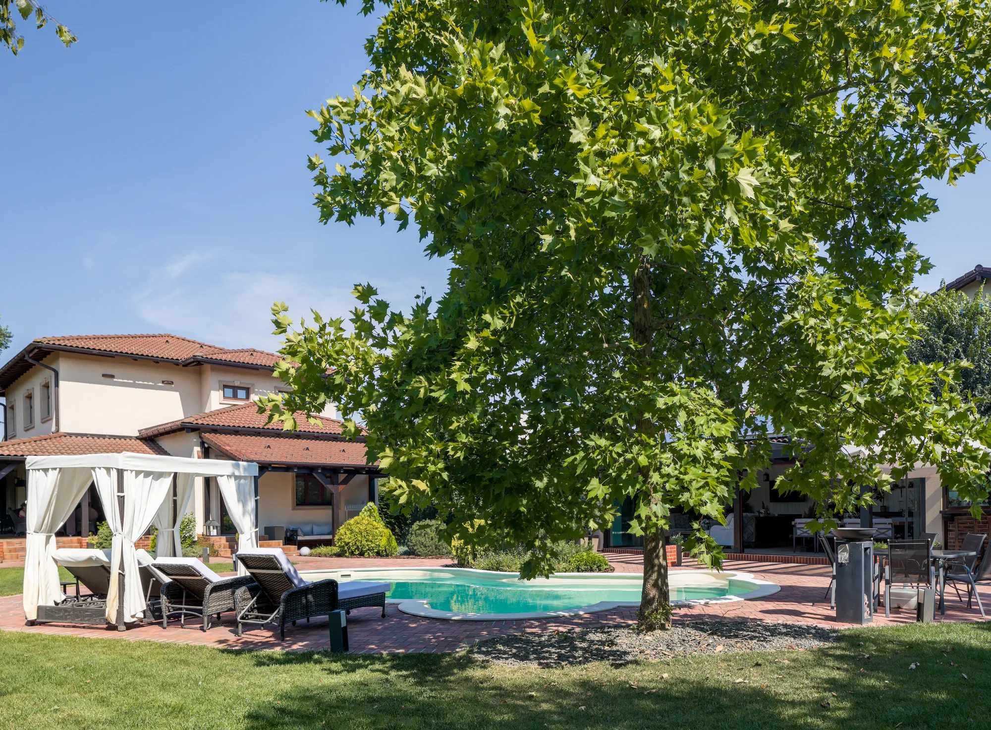 Amenajare exterioara — GRADINA CU ACCENTE RUSTICE, stil italian, Timisoara. Imagine 14 din 15