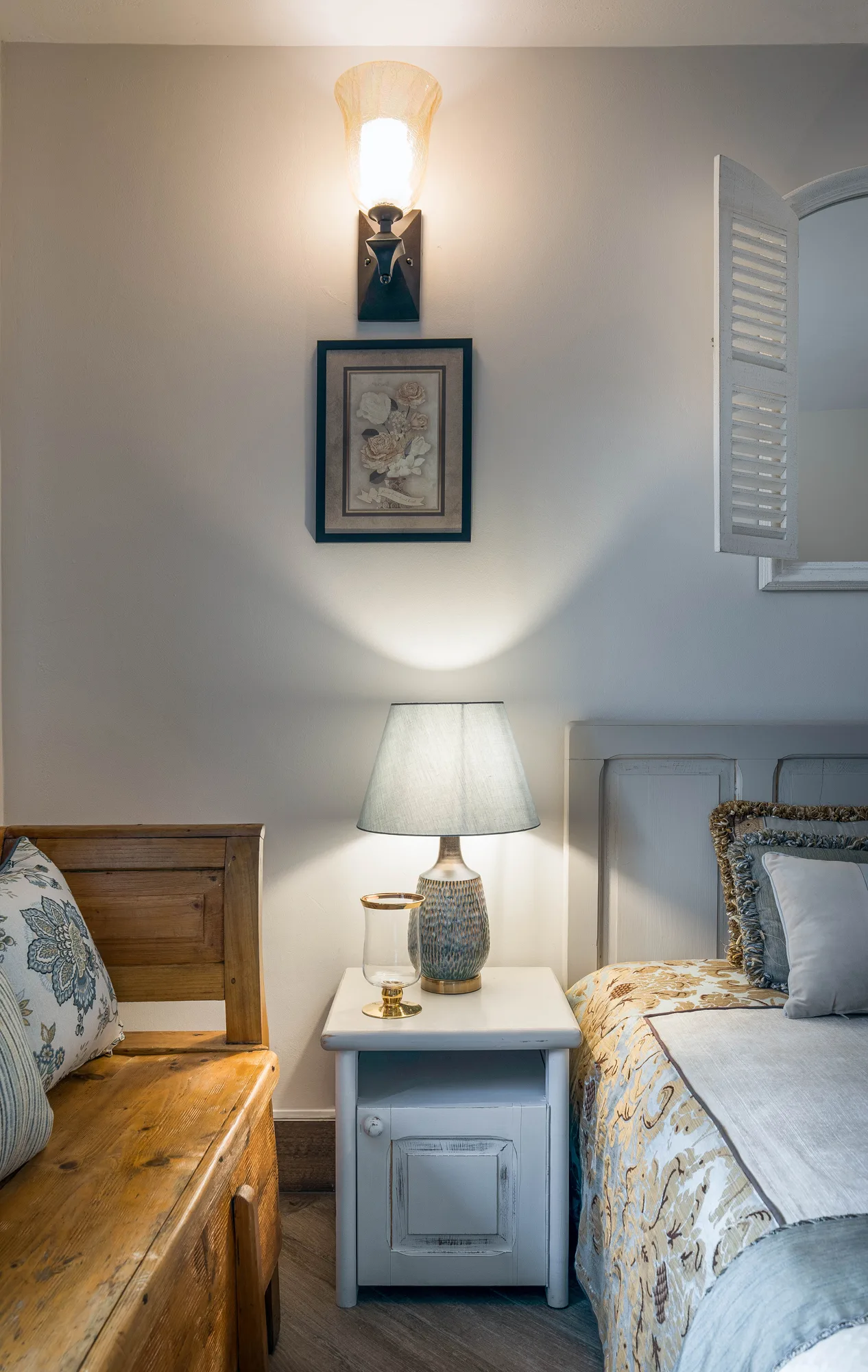 Amenajare interioara rezidentiala — Casa de familie – rafinament rustic cu influente clasice, stil rustic elegant, Garana, jud Caras. Imagine 13 din 14