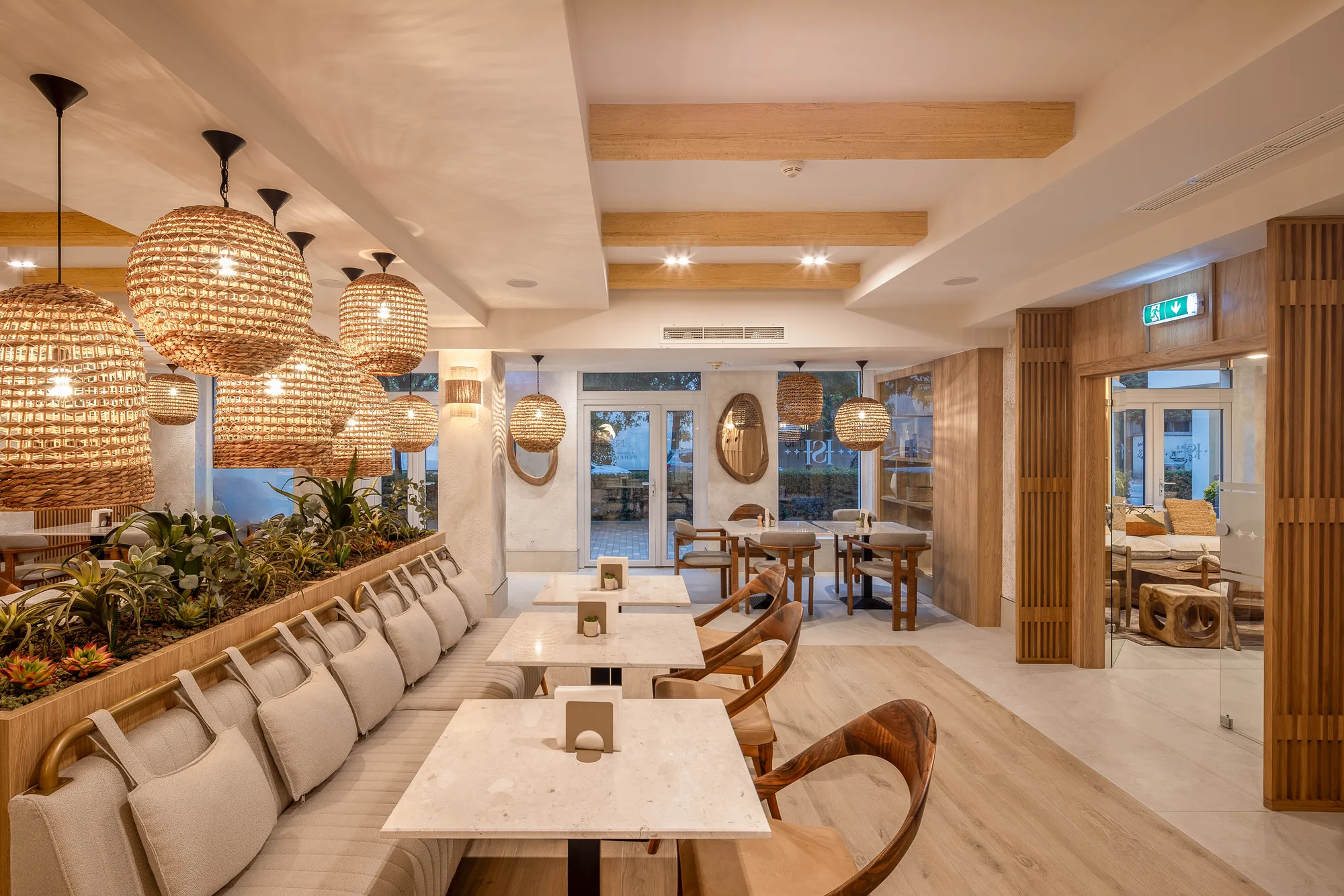 Amenajare interioara comerciala — RESTAURANT SERENITY, stil wabi sabi, Timisoara. Imagine 1 din 8