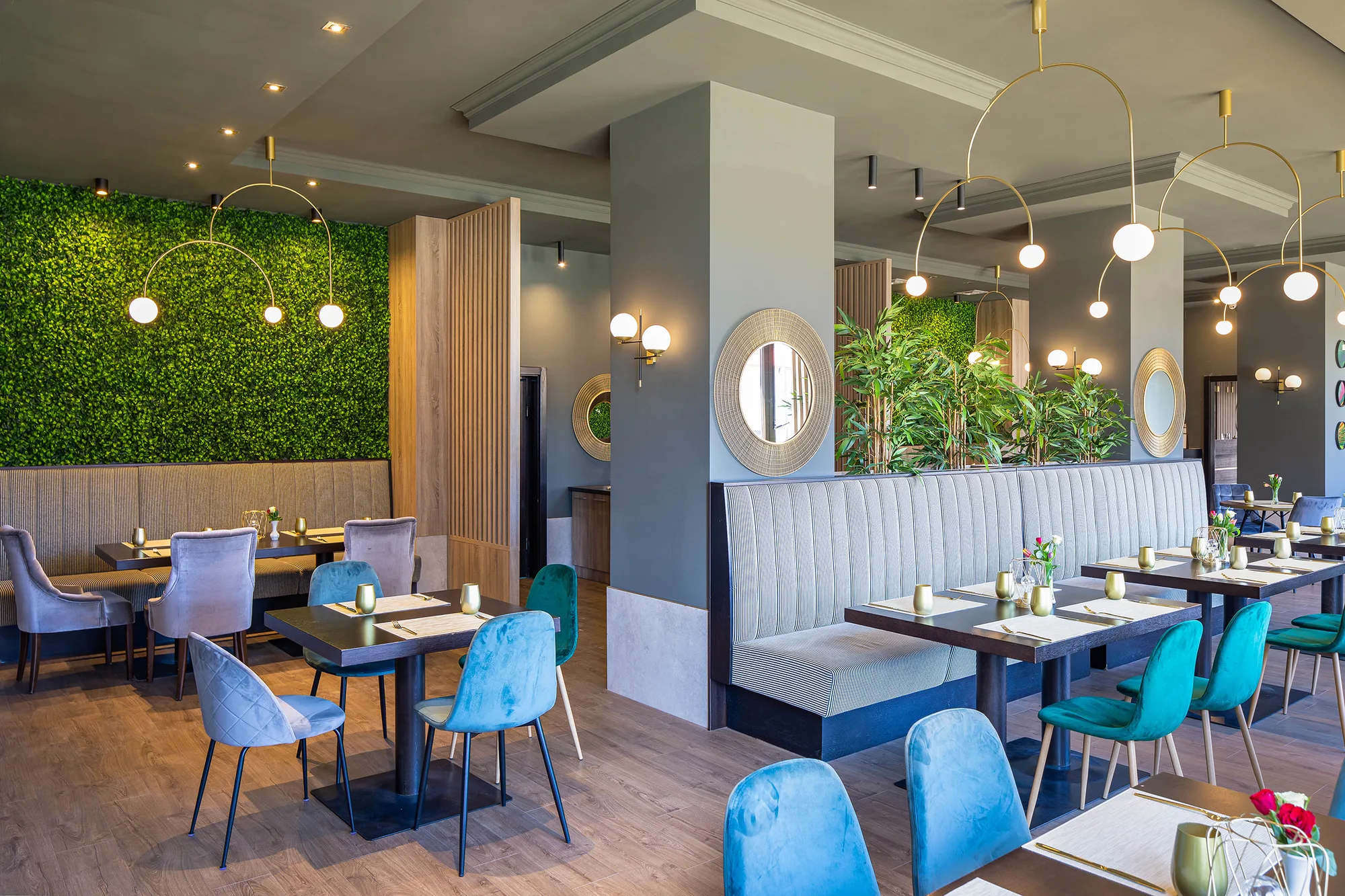 Amenajare interioara comerciala — ROGGE HOTEL, stil luxury, Resita. Imagine 2 din 9