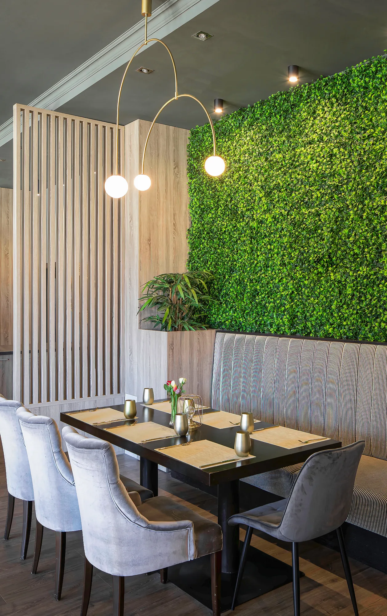 Amenajare interioara comerciala — ROGGE HOTEL, stil luxury, Resita. Imagine 4 din 9