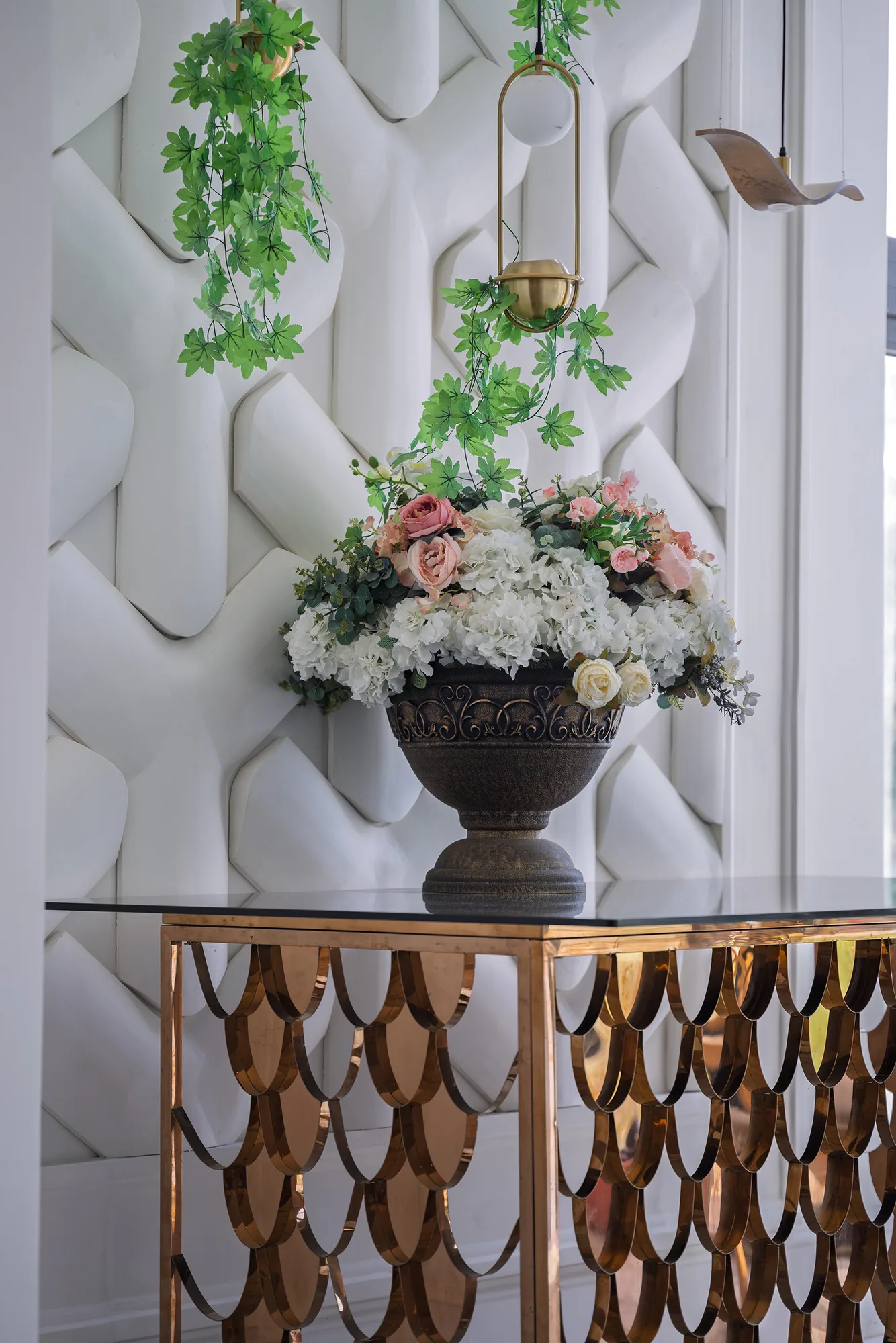 Amenajare interioara comerciala — Portobello Ballroom, stil glam, Craiova. Imagine 15 din 15